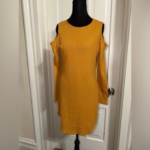 Women's size small Kristin Nicole‎ Yellow Cold Shoulder Knit Dress, casual, work